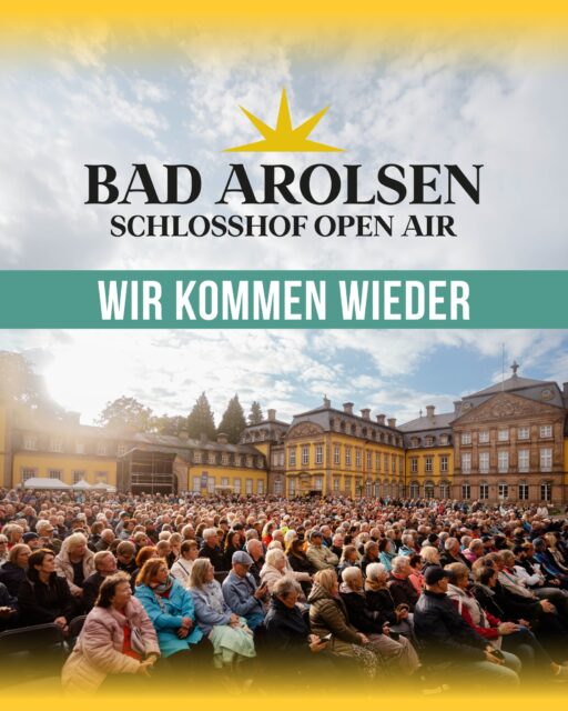 𝐄𝐬 𝐢𝐬𝐭 𝐨𝐟𝐟𝐢𝐳𝐢𝐞𝐥𝐥: 𝐖𝐈𝐑 𝐊𝐎𝐌𝐌𝐄𝐍 𝟐𝟎𝟐𝟕 𝐖𝐈𝐄𝐃𝐄𝐑!
Das Bad Arolsen Schlosshof Open Air geht 2027 in die zweite Runde!
Nach einem unvergesslichen ersten Open Air mit vier großartigen Konzertabenden freuen wir uns riesig, auch im nächsten Jahr wieder gemeinsam mit euch den Schlosshof des Residenzschlosses mit Musik, Emotionen und jeder Menge Gänsehaut zu füllen.
𝐉𝐞𝐭𝐳𝐭 𝐬𝐢𝐧𝐝 𝐰𝐢𝐫 𝐠𝐞𝐬𝐩𝐚𝐧𝐧𝐭:
Wen möchtet ihr 2027 unbedingt auf unserer Bühne sehen?
Schreibt eure Wünsche in die Kommentare , wir lesen mit!
Foto: @ivonnerode